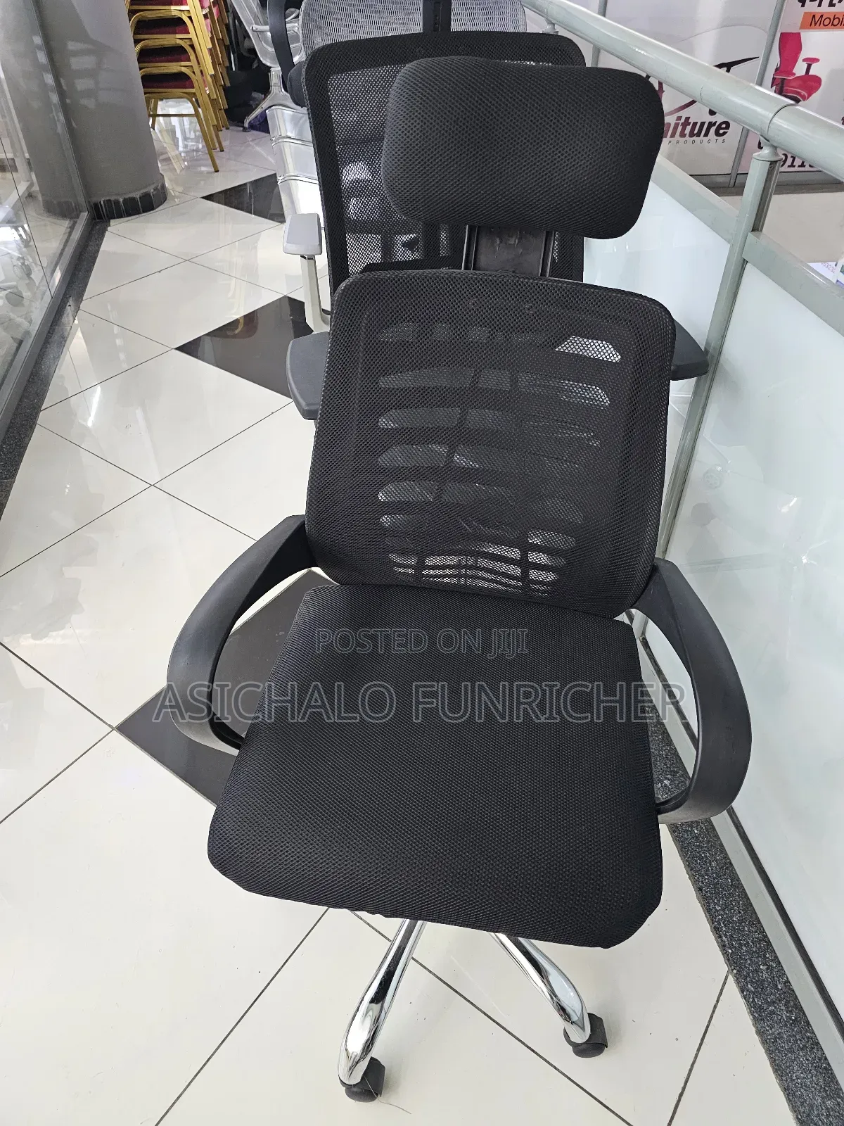 Ofy Chairs የቢሮ ወንበሮች