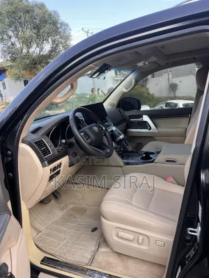 Toyota Land Cruiser 4.5 V8 GX-R 2013 Black