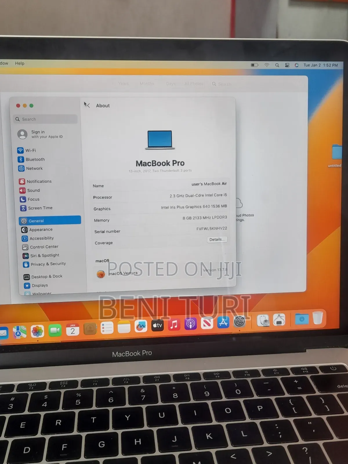 New Laptop Apple MacBook Pro 2017 8GB Intel Core i5 SSD 256GB