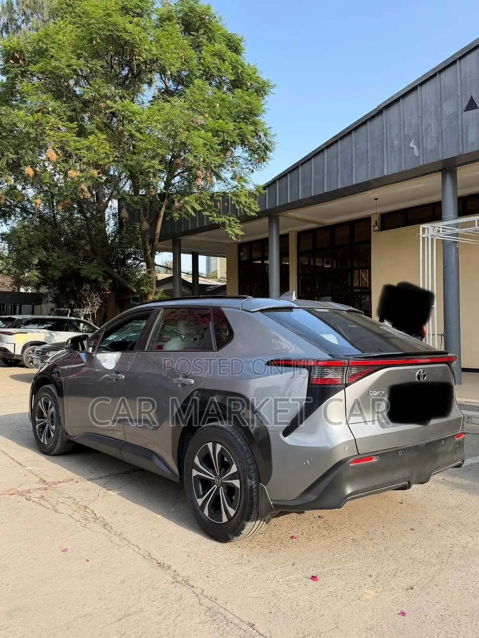 Toyota bZ4X Limited AWD 2024 Gray