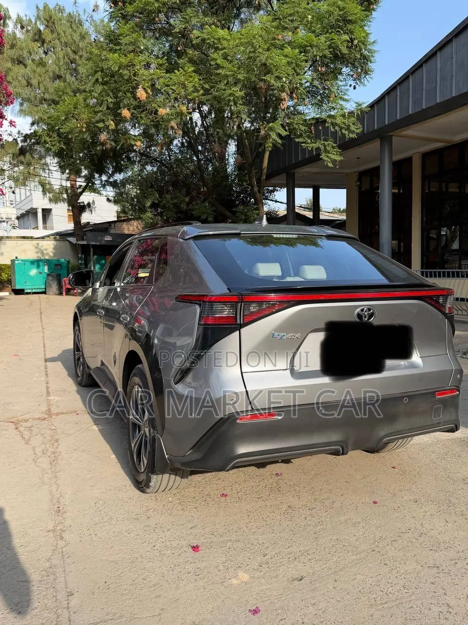 Toyota bZ4X Limited AWD 2024 Gray