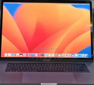 New Laptop Apple MacBook Pro 2019 16GB Intel Core i7 SSD 512GB