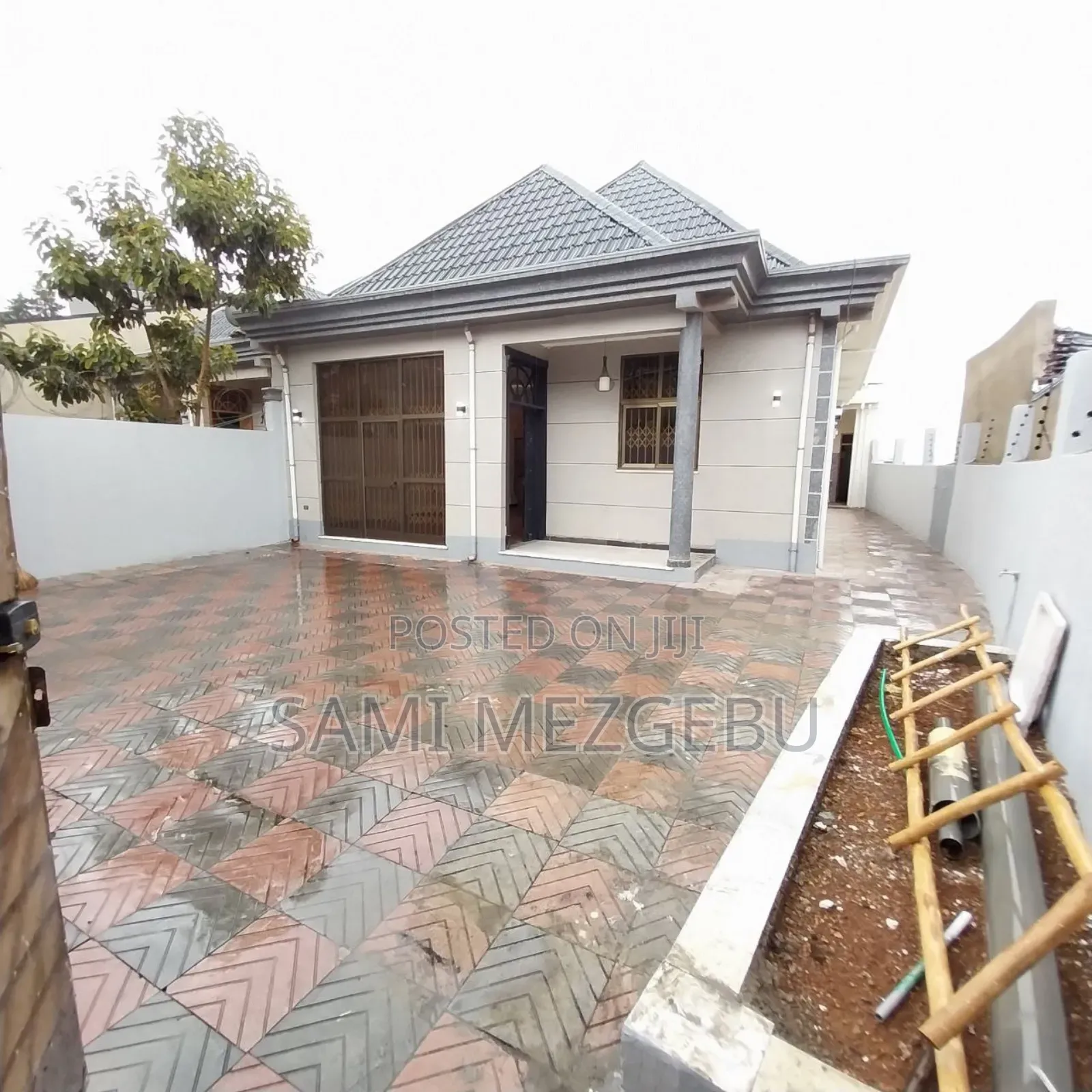 Furnished 5bdrm Farm House in ወሰን, Yeka for sale