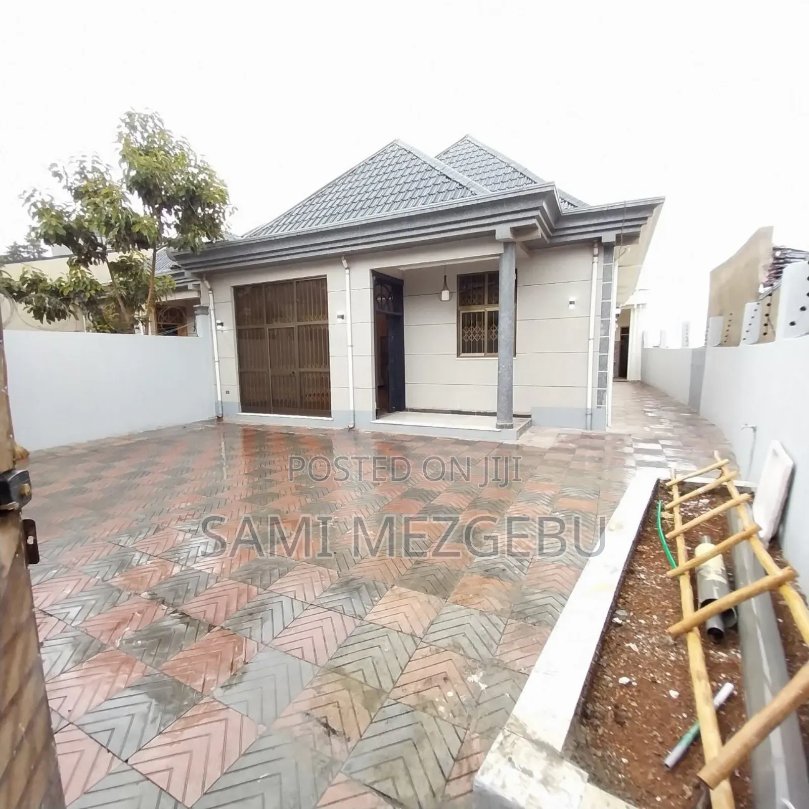 Furnished 5bdrm Farm House in ወሰን, Yeka for sale