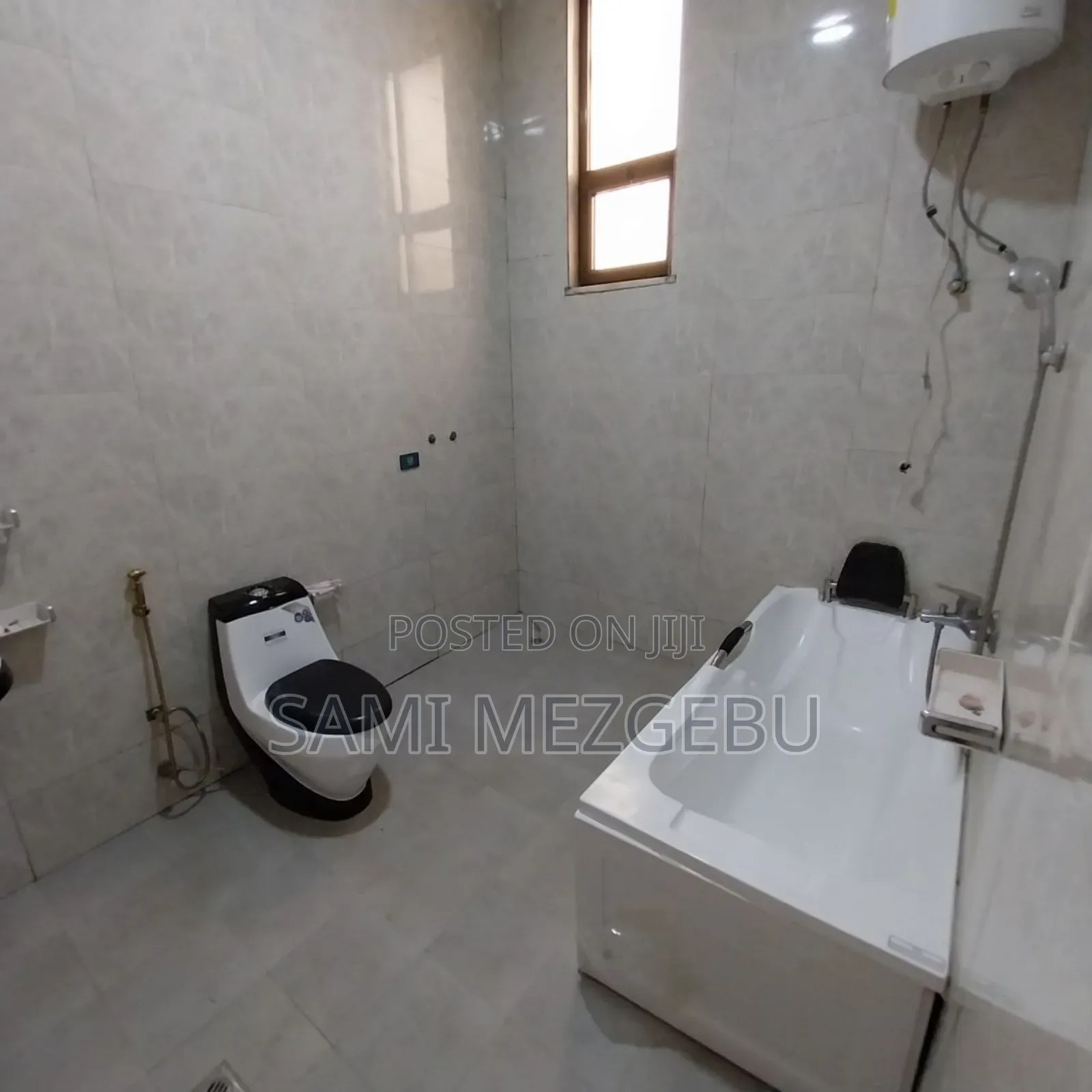 Furnished 5bdrm Farm House in ወሰን, Yeka for sale