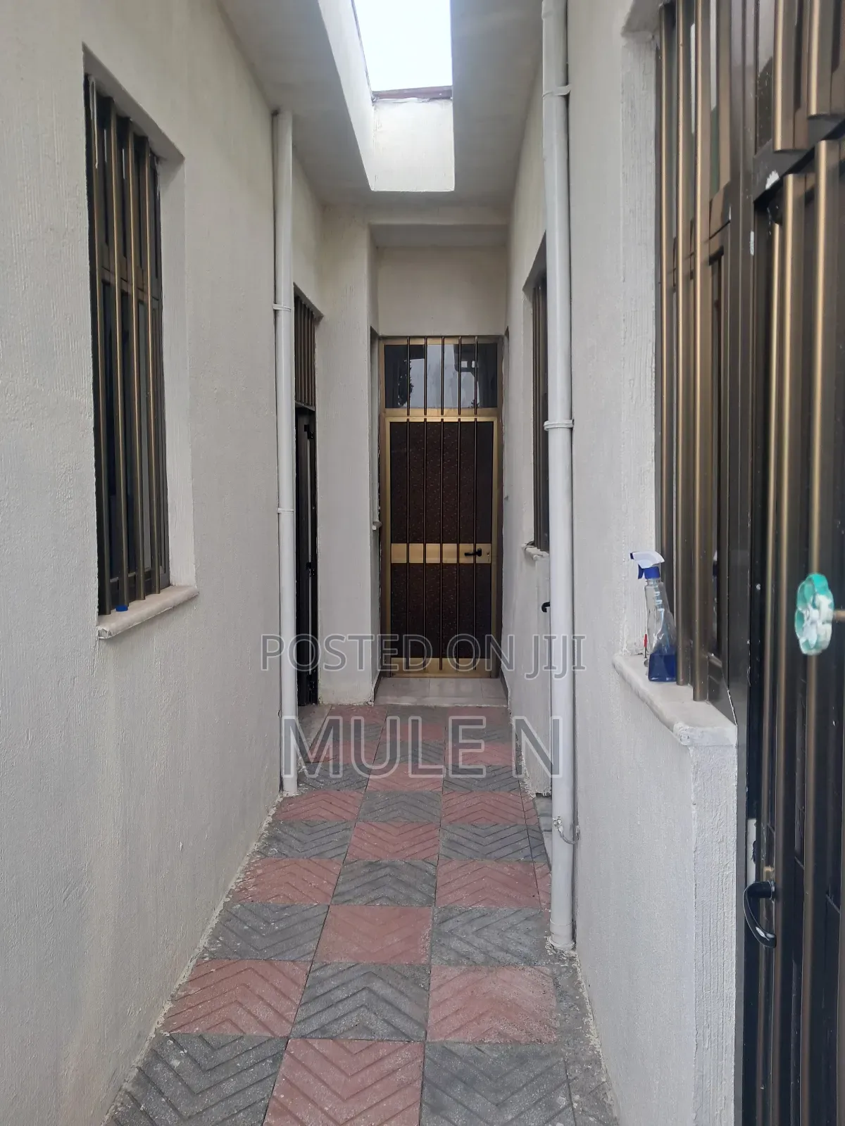 Furnished 5bdrm Condo in Cotebe Mesalmiya, Yeka for sale