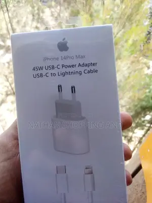 iPhone 14 Pro Max Charger