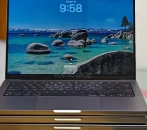 New Laptop Apple MacBook Pro M1 32GB Apple M1 Pro SSD 512GB