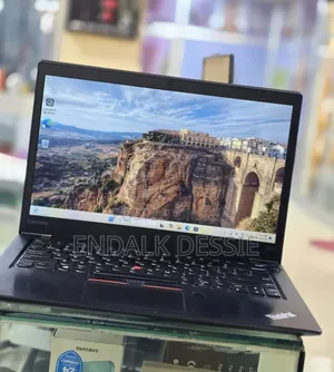 New Laptop Lenovo 8GB Intel Core i5 SSD 256GB