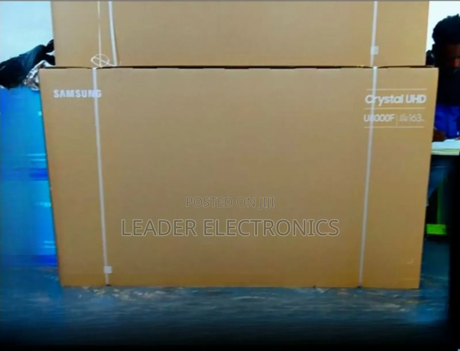 Samsung Tv 65′′ Crystal Uhd – Model U8000f | Smart Tv