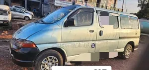 Toyota HiAce 2000 Grey