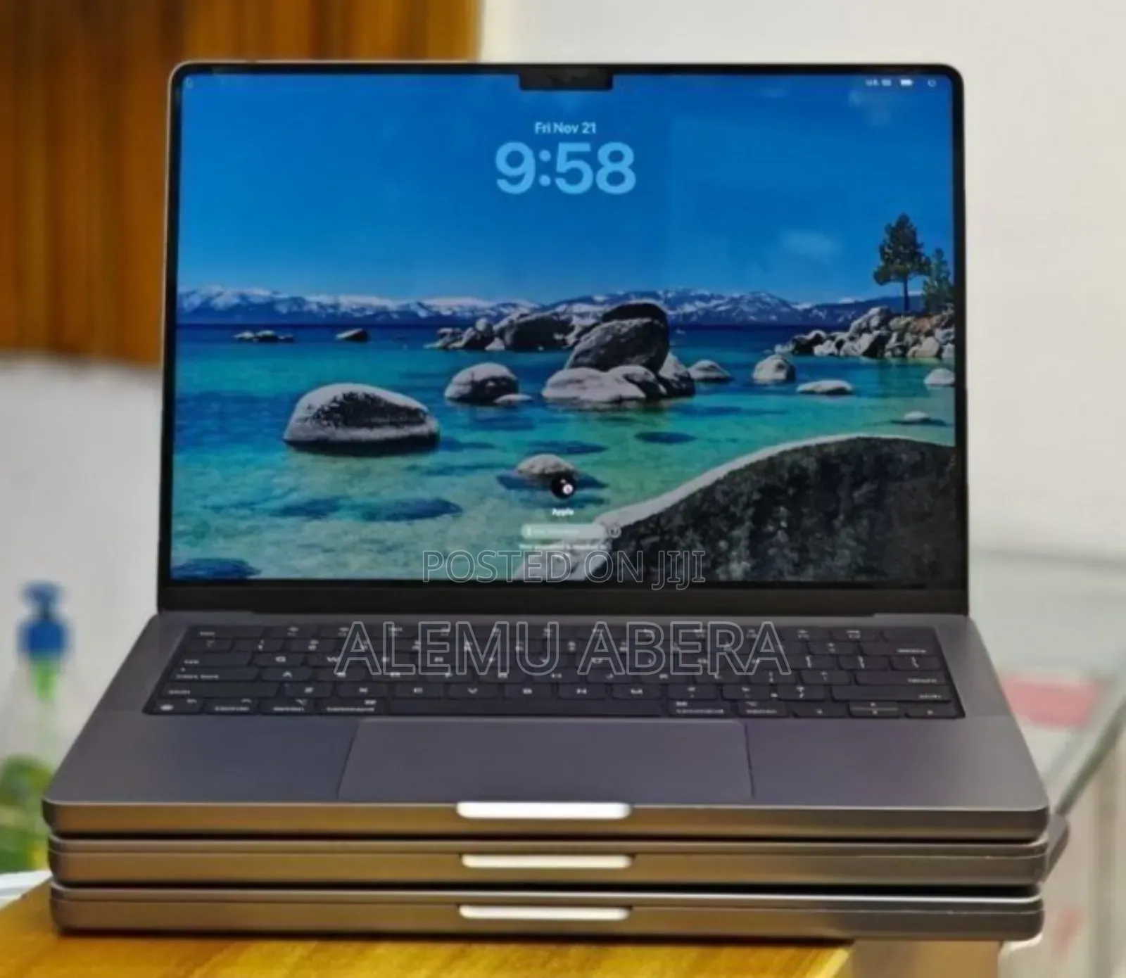 New Laptop Apple MacBook Pro M1 32GB Apple M1 Pro SSD 512GB