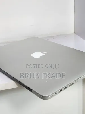 New Laptop Apple MacBook Pro 2015 16GB Intel Core i7 SSD 512GB