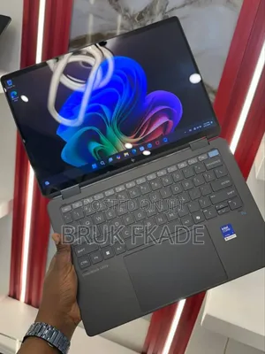 New Laptop HP OmniBook 5 14" 16GB Intel Core Ultra 7 SSD 1T