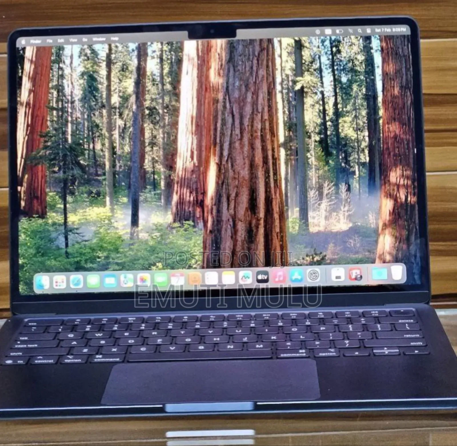 New Apple MacBook Air 2025 M4 13-inch 16GB Intel Core i7 SSD 512GB