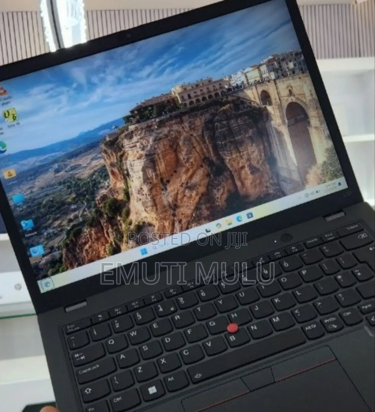 New Laptop Lenovo ThinkPad T14 16GB Intel Core i7 SSD 256GB