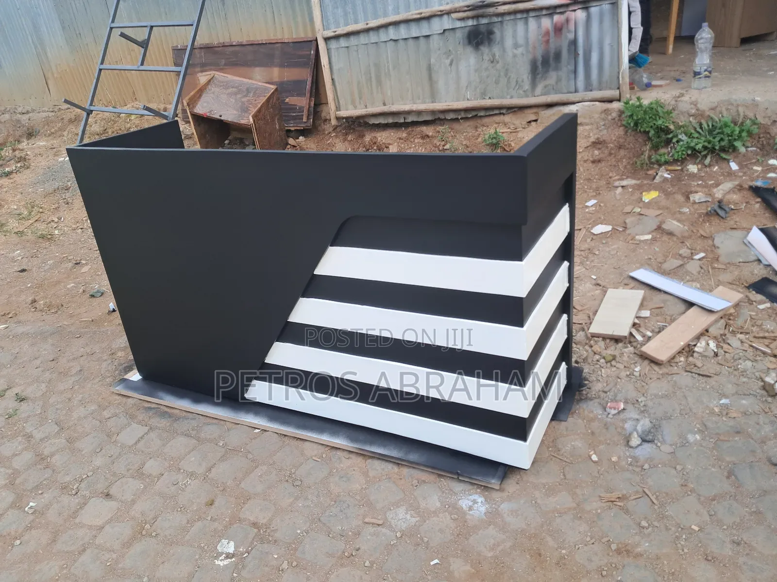 Quality Reception Table