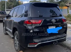 Toyota Land Cruiser 2022 Black