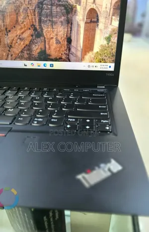 New Laptop Lenovo ThinkPad t495s 16GB AMD Ryzen 7 SSD 512GB