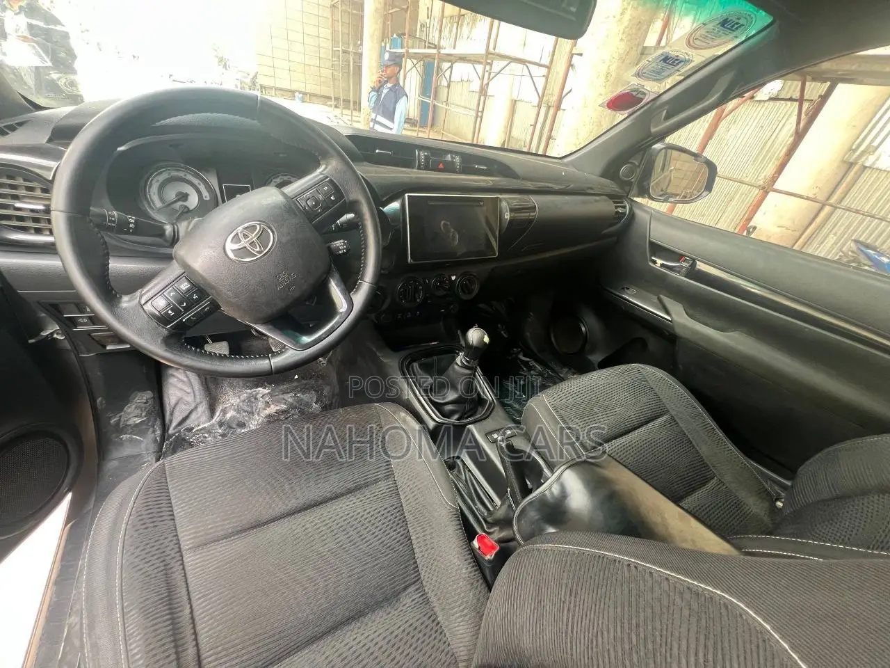 Toyota Hilux 2020 Brown