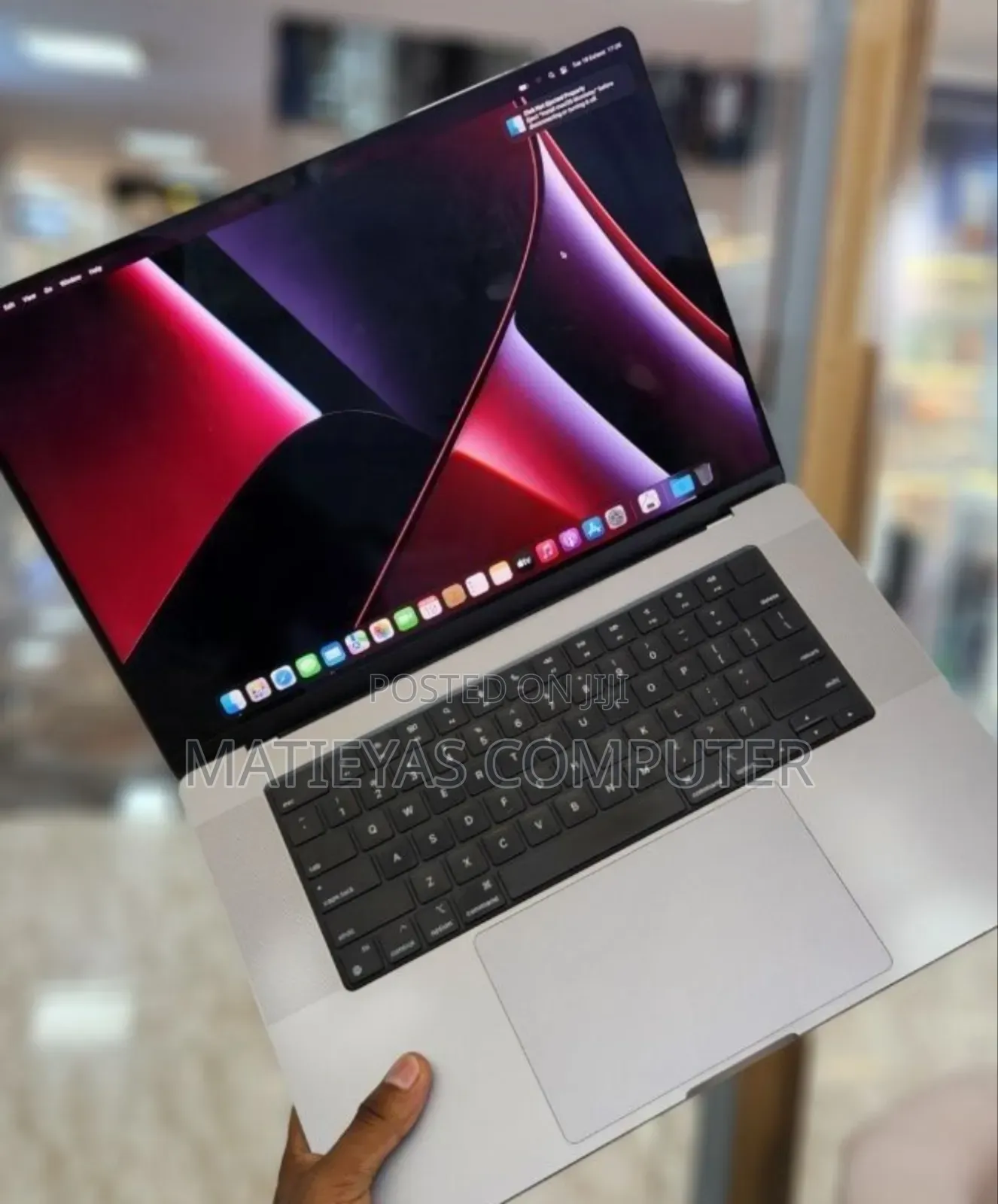 New Laptop Apple MacBook Pro 2021 M1 32GB Apple M1 SSD 1T