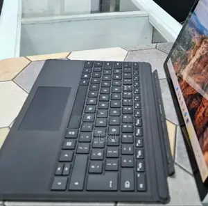 New Laptop Microsoft Surface Pro 7+ 16GB Intel Core i7 SSD 256GB