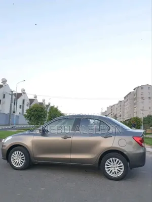 Suzuki Dzire 2022 Silver