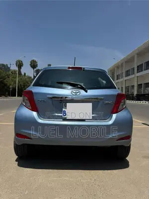 Toyota Yaris SE Hatchback 5dr 2012 Blue