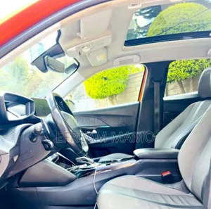 Peugeot 2008 2021 Brown