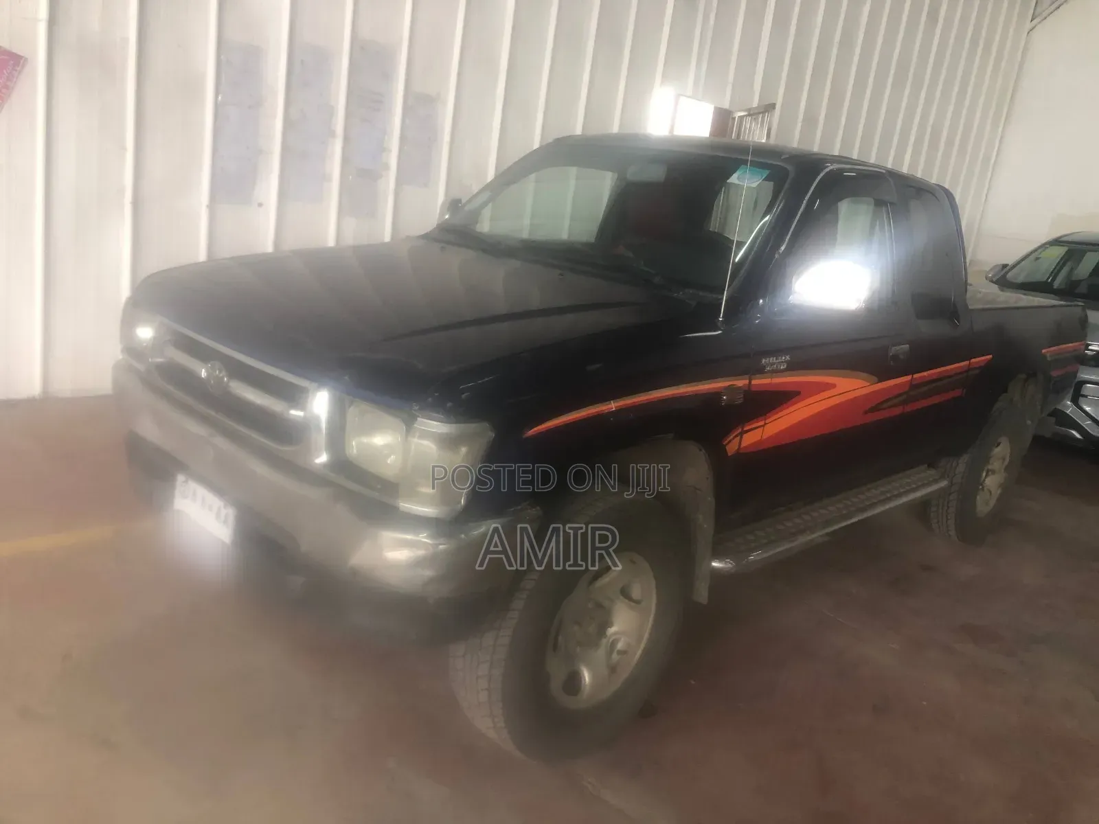Toyota Hilux 2001 Gray