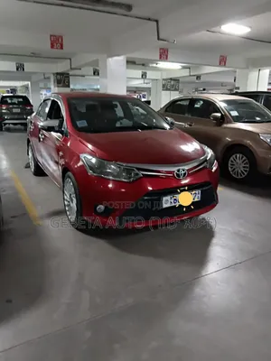 Toyota Yaris 2014 Red