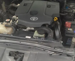 Toyota Hilux 2020 Gray