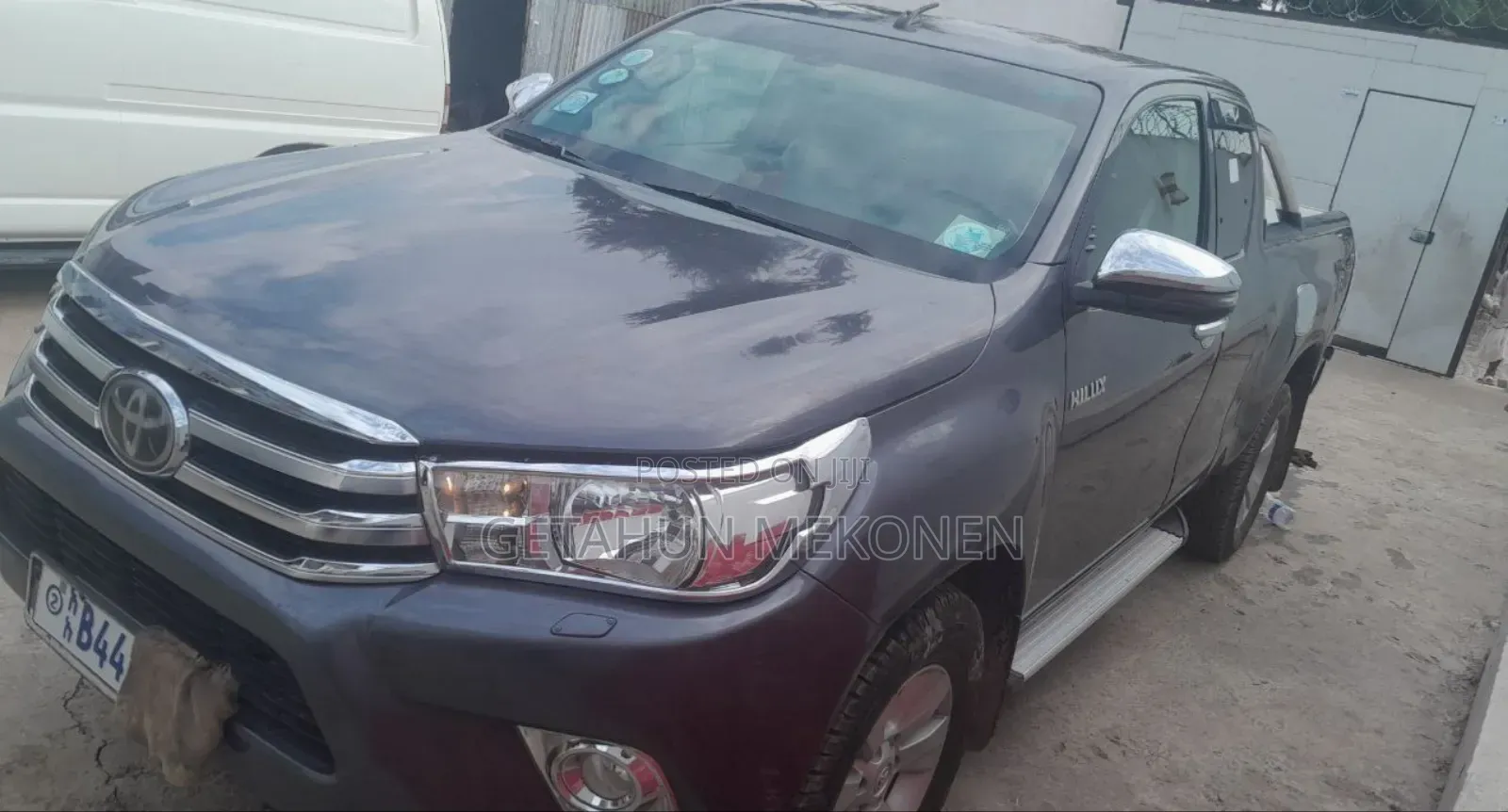Toyota Hilux 2020 Gray