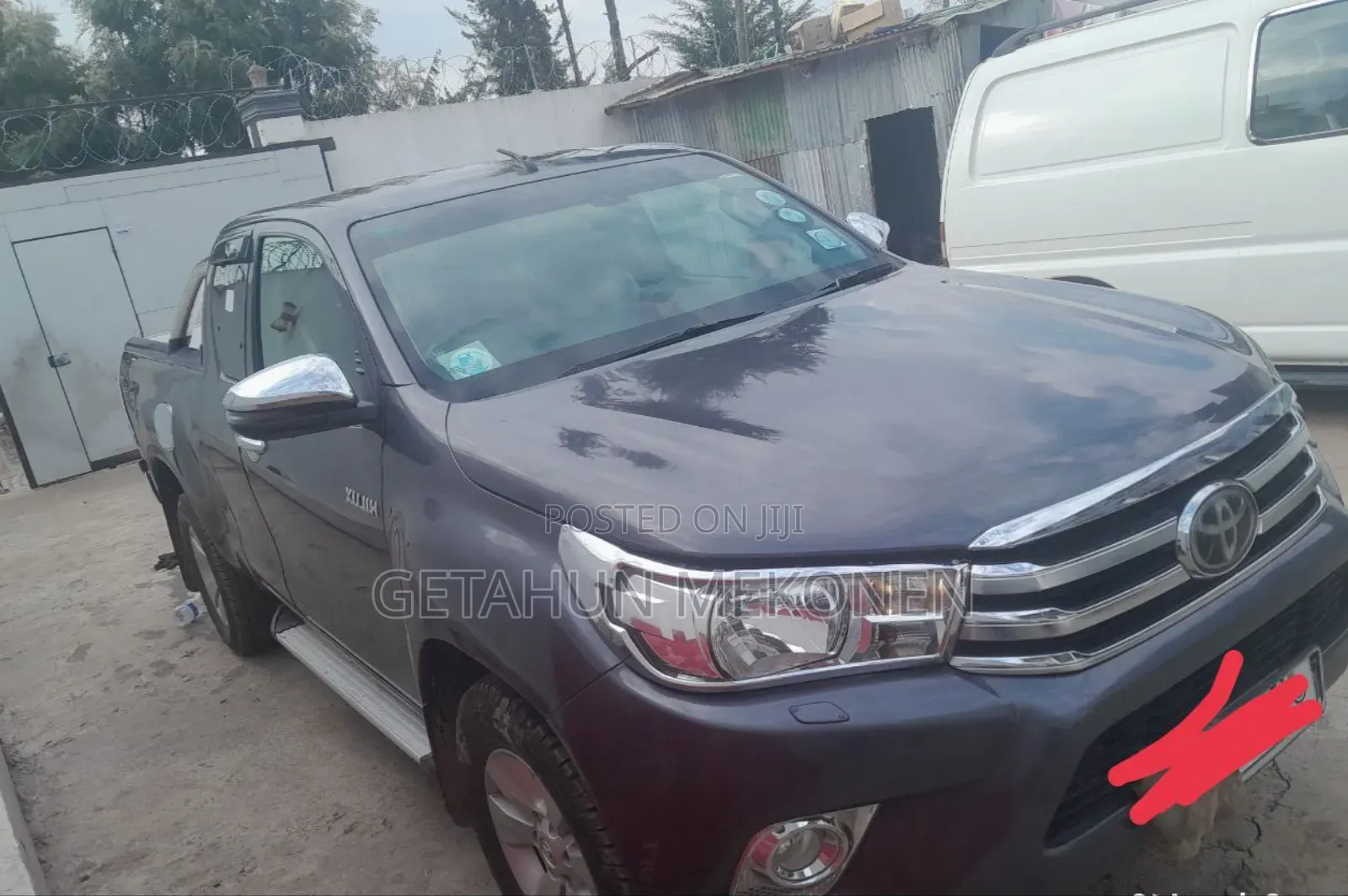 Toyota Hilux 2020 Gray