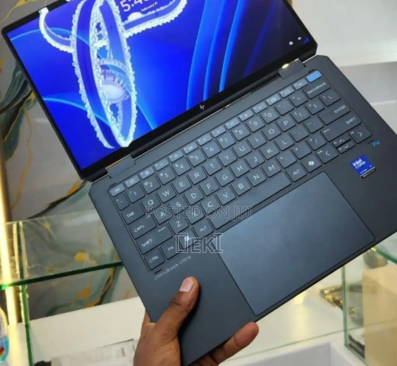 New Laptop HP OmniBook Ultra Flip 14" 16GB Intel Core Ultra 7 SSD 1T