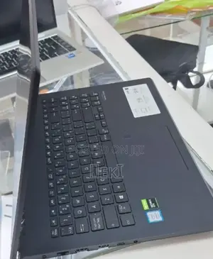 New Laptop Asus 8GB Intel Core i5 SSD 512GB
