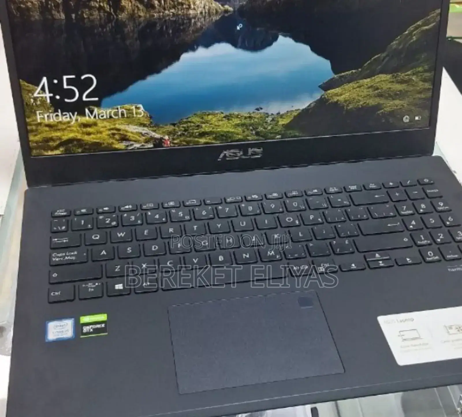 New Laptop Asus 8GB Intel Core i5 SSD 512GB