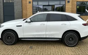 New Mercedes-Benz EQC EQC400 4MATIC 2023 White