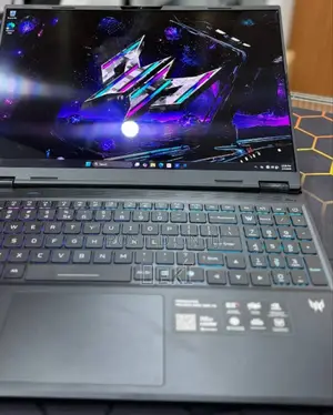 New Laptop Acer Predator Helios 300 32GB Intel Core Ultra 9 SSD 1T