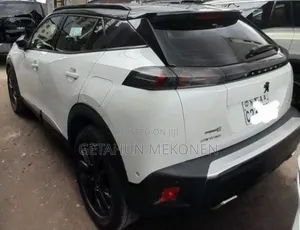 Peugeot 2008 2022 White