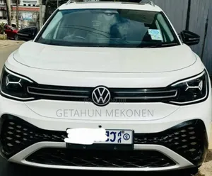 Volkswagen ID.6 2024 White