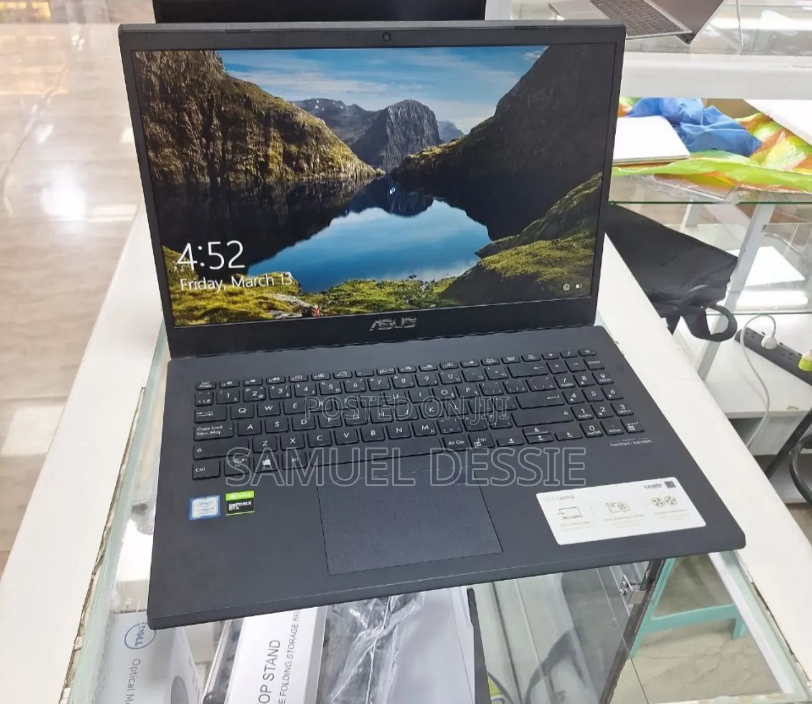 New Laptop Asus 8GB Intel Core i5 SSD 512GB