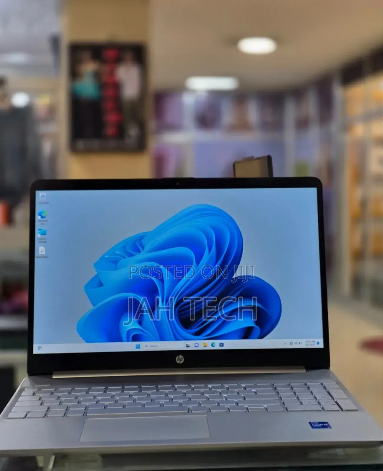 New Laptop HP Stream Notebook 8GB Intel Core i7 SSD 512GB