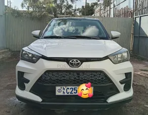 New Toyota Raize 1.0 AWD 2023 White