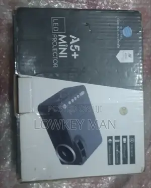 A+5 Mini Projector