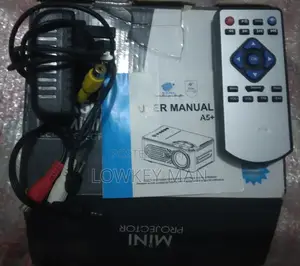 A+5 Mini Projector