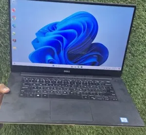 New Laptop Dell Precision 5520 16GB Intel Core i7 SSD 512GB