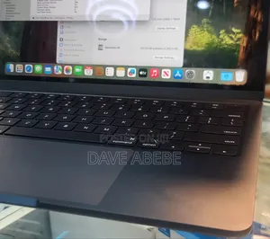 New Laptop Apple MacBook Air 2025 M4 13-inch 16GB Apple M4 SSD 256GB