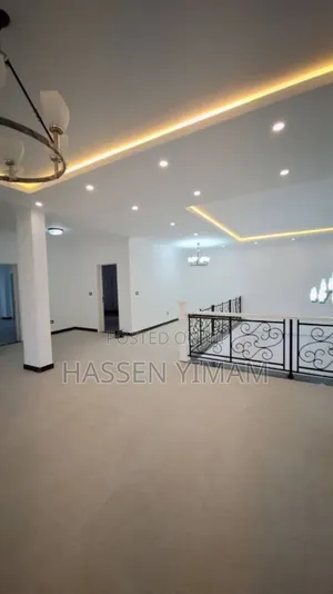 Furnished 3bdrm Villa in Yeka for sale