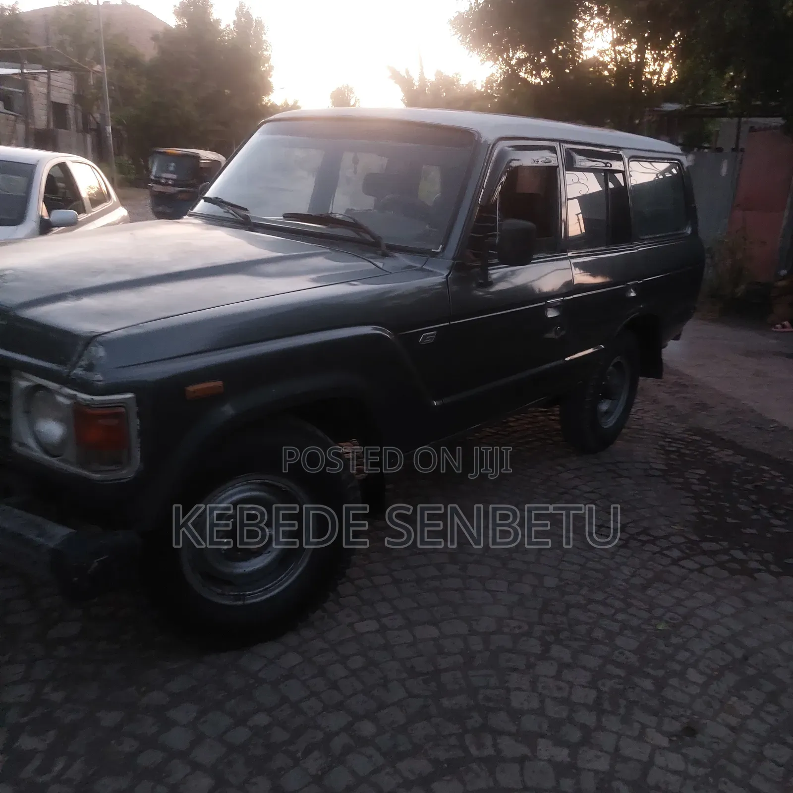 Toyota Land Cruiser 70 Long 1986 Gray